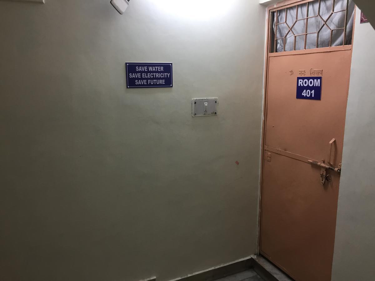 Karam Durga Guest House ニューデリー エクステリア 写真