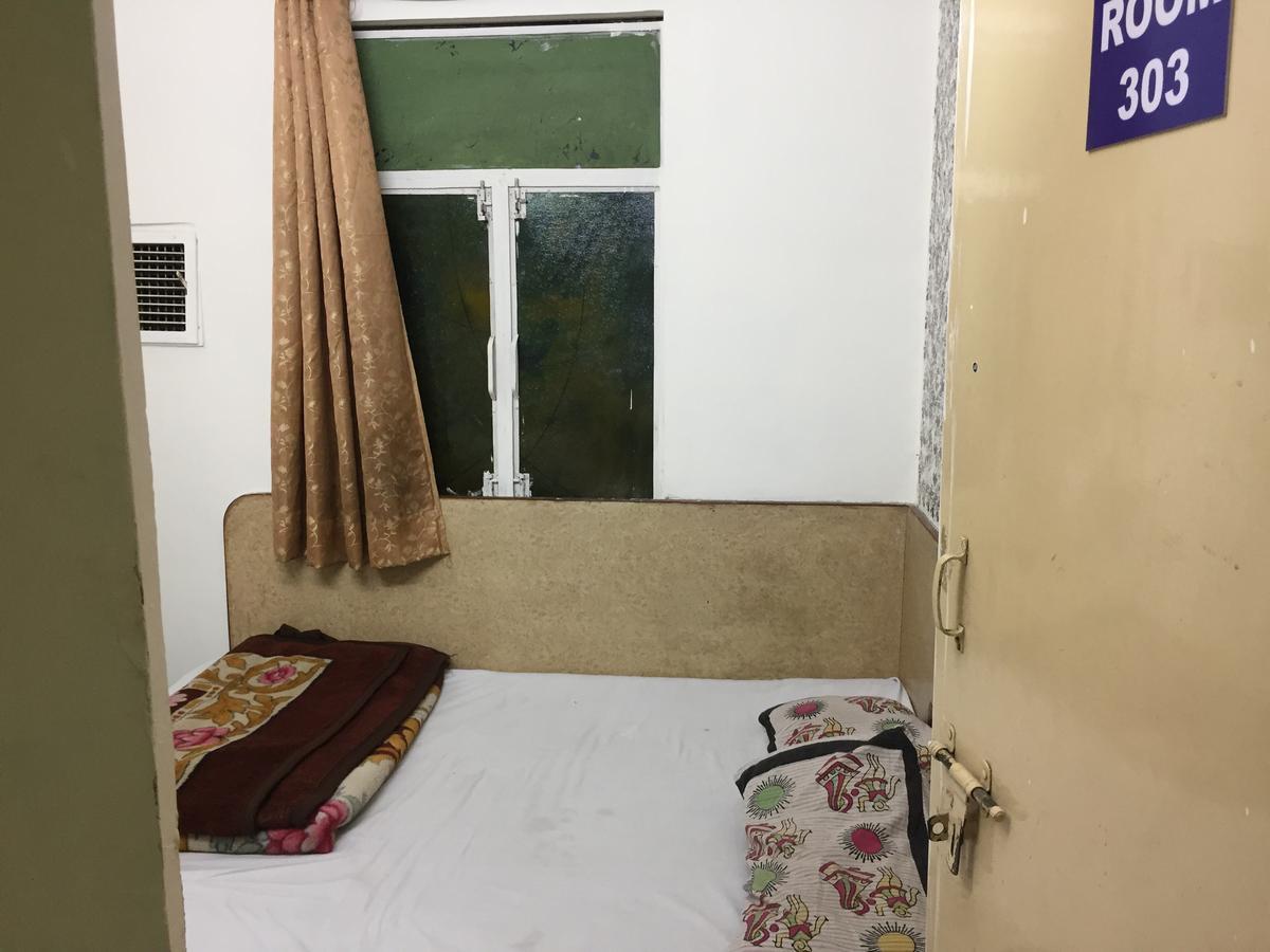 Karam Durga Guest House ニューデリー エクステリア 写真